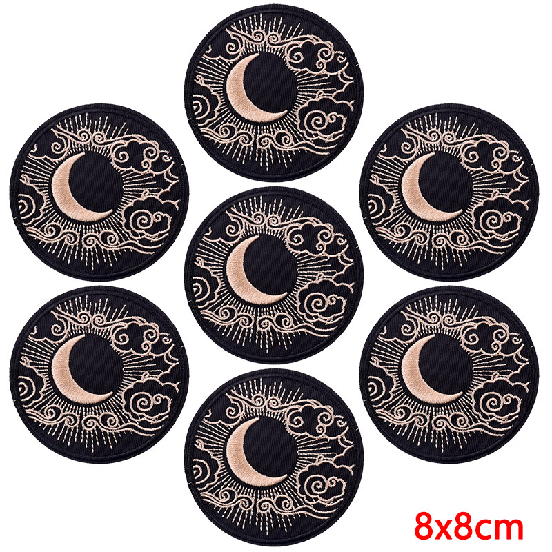 10PCS/Lot Explorer Emblem Embr - Outdoor Adventure Travel Show のレビューと価格