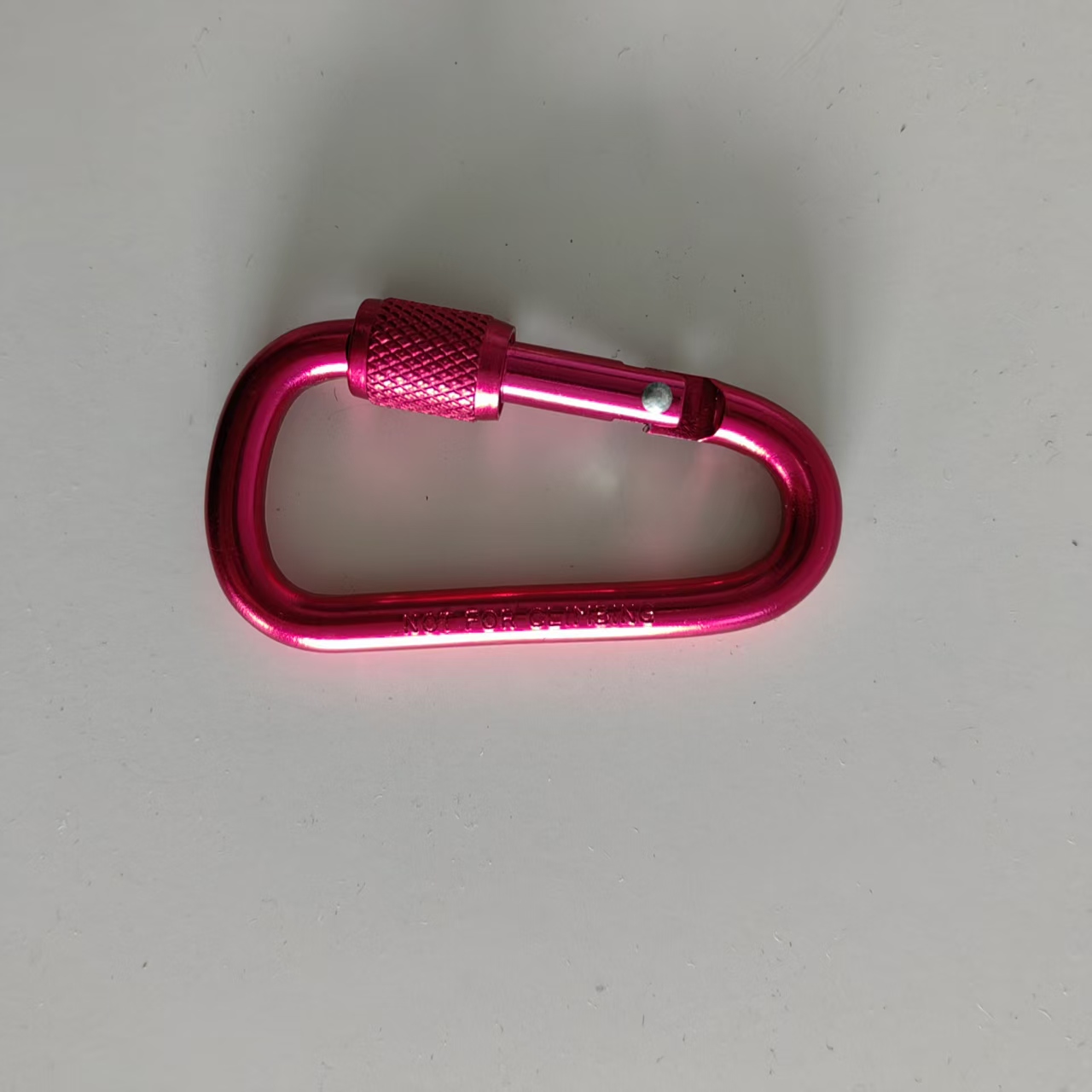 Heavy Duty Aluminum D‑Shaped L - Carabiner Locking D のレビューと価格