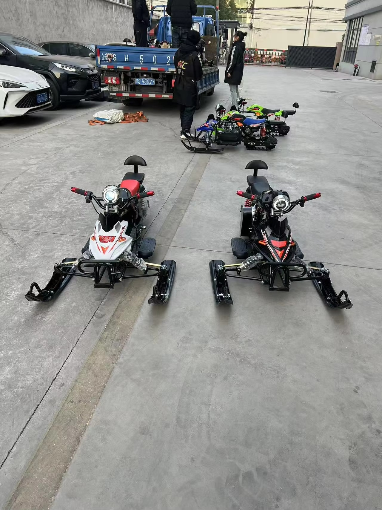 500W Electric Snowmobile for O - Outdoor Adventures のレビューと価格